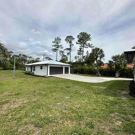 Villa 2/1 Naples Hideaway